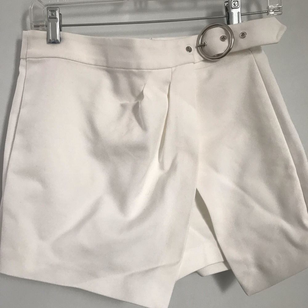 Zara white skort size xs